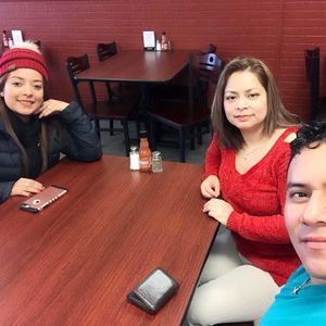 Meet your Posher, Aguilar